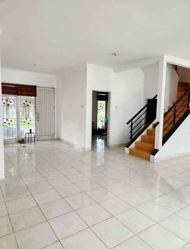 rumah delatinos bsd city tangsel