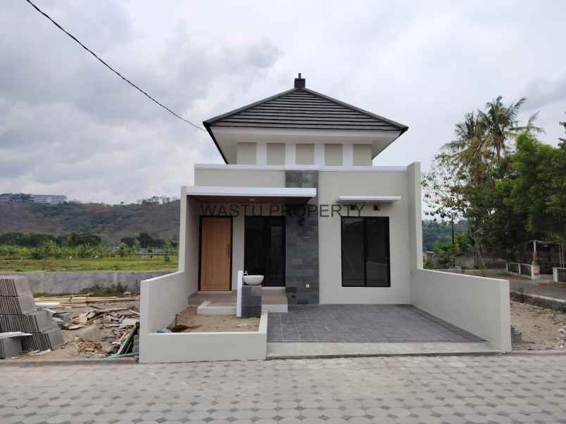 rumah design minimalis modern di area prambanan