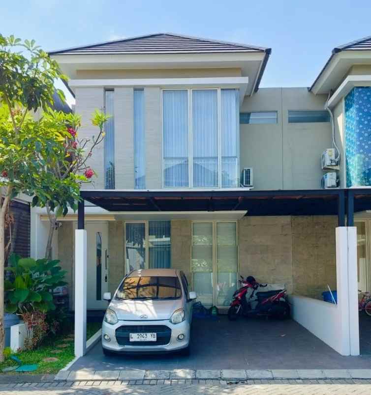 rumah dijual greenlake citraland surabaya barat