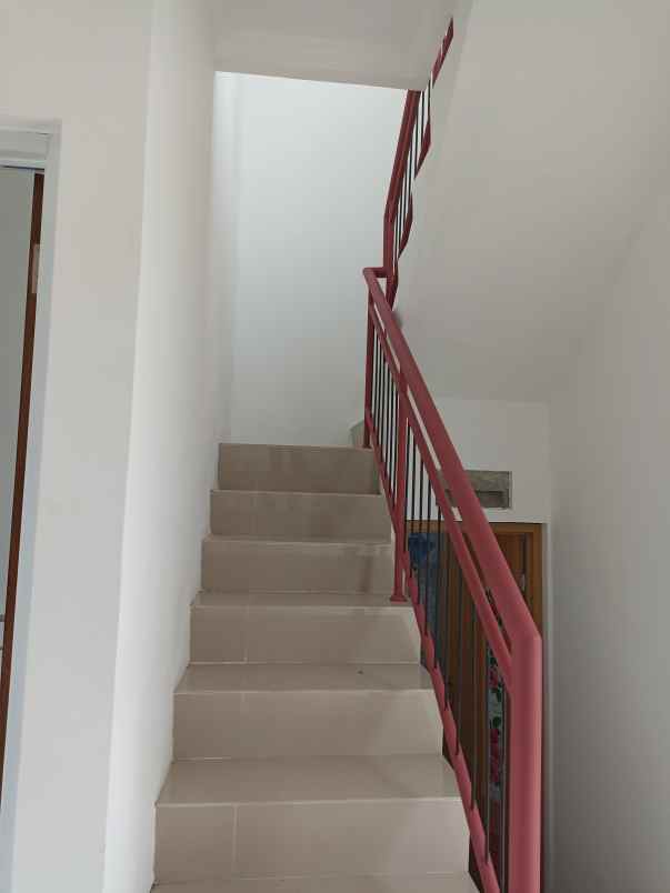 rumah dua lantai dp 5 juta jatihandap padasuka bandung