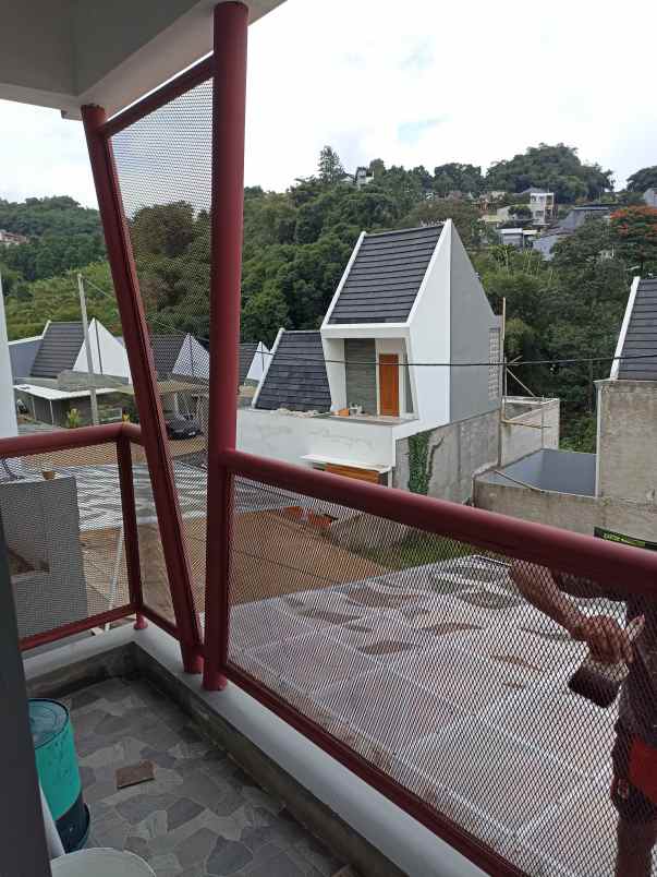 rumah dua lantai dp 5 juta jatihandap padasuka bandung