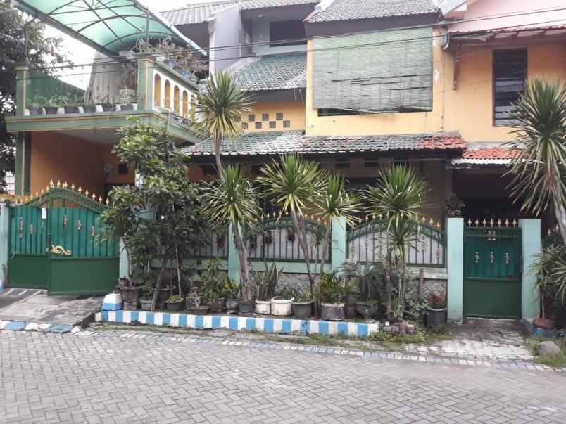 rumah dukuh kupang barat surabaya