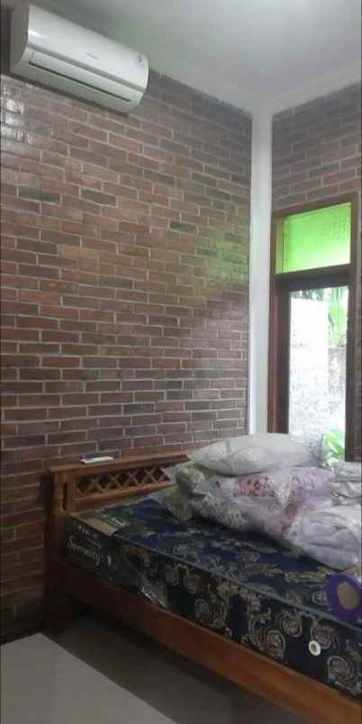 rumah etnik sejuk semi furnished dekat pasar godean