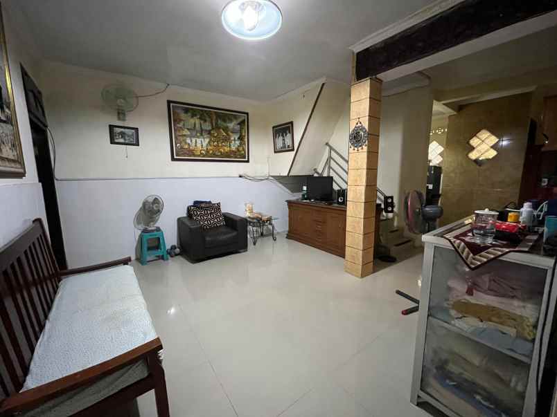 rumah full furniture ngagel surabaya dibawah pasaran