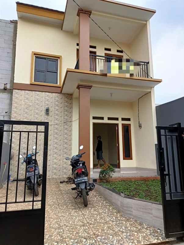 rumah jati mekasr jati bening