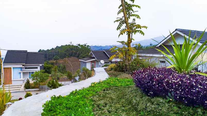 rumah jl cempaka panyirapan