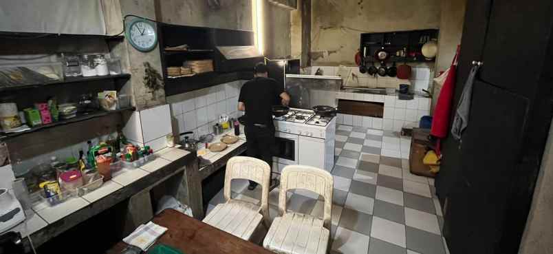 rumah klasik lokasi starregis di mainroad kota bandung