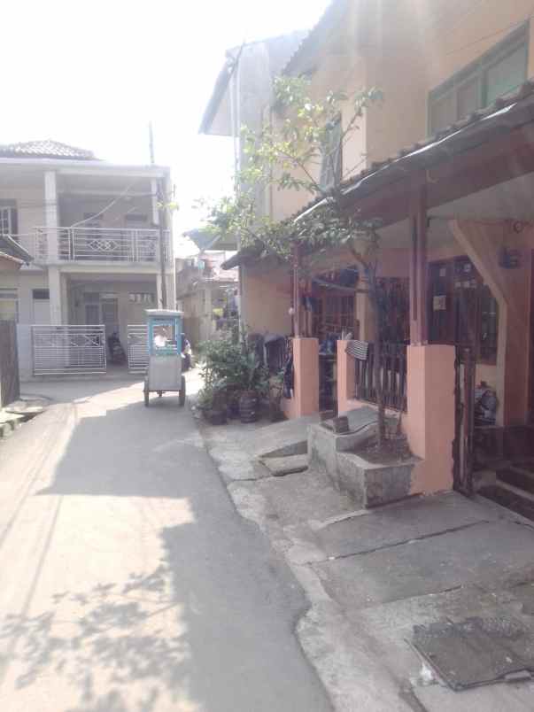 rumah komplek melong green cijerah 15 menit tol baros