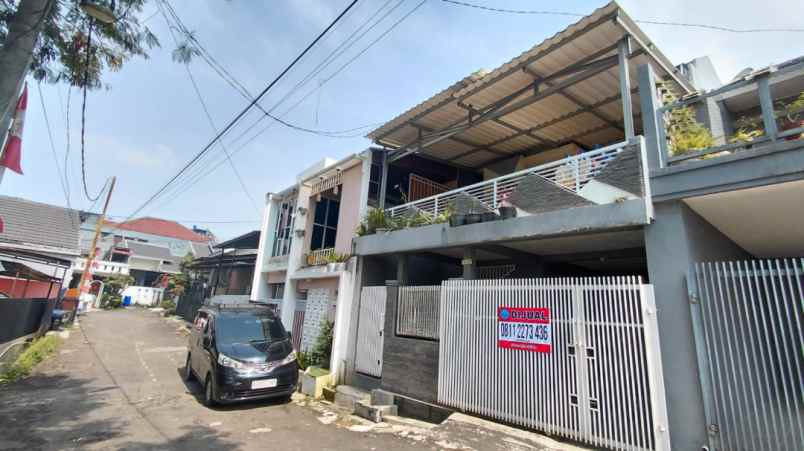 rumah komplek sariwangi akses jalan mudah siap huni