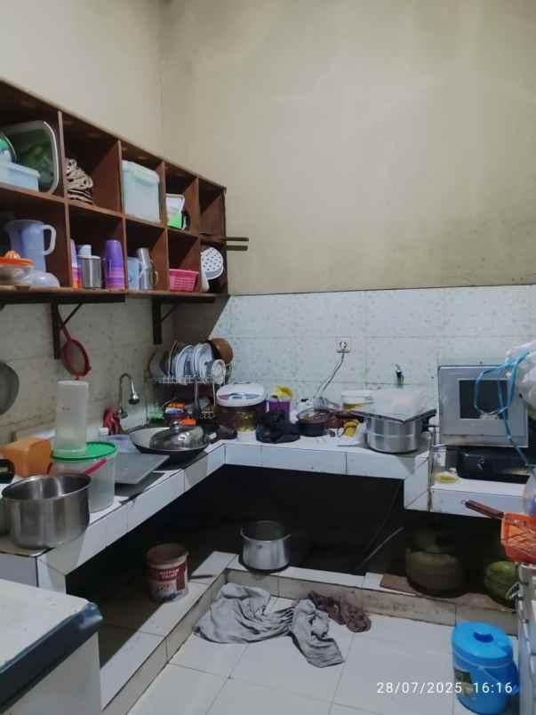 rumah luas 3 kt akses tol krukut depok