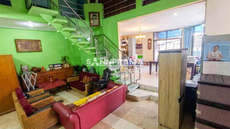 rumah luas 7 kamar bebas banjir di bojongsari depok