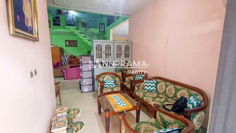 rumah luas 7 kamar bebas banjir di bojongsari depok
