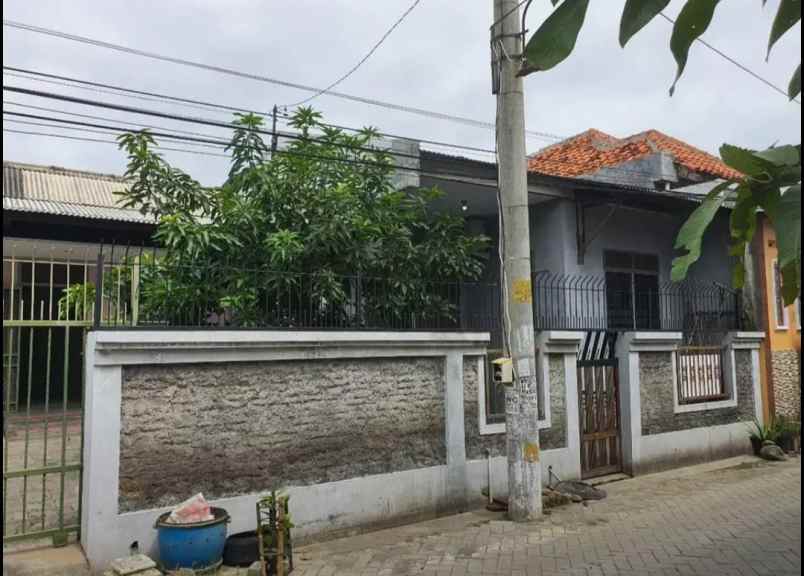 rumah luas dempel baru tlogosari semarang