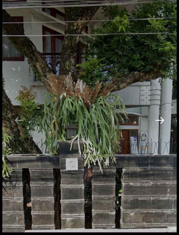 rumah mewah hook 3 lantai di sayap dago