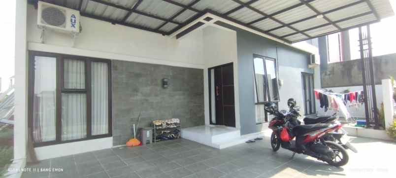 rumah minimalis modern hook hanya 3km kampus unsoed