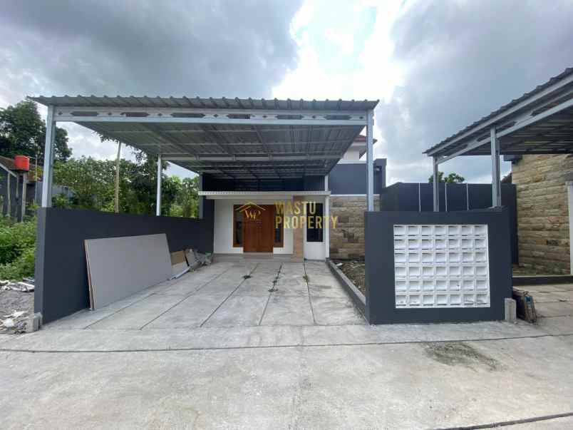 rumah modern baru siap huni di widodomartani