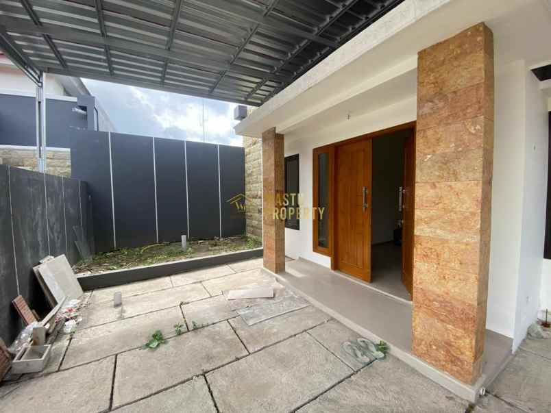 rumah modern baru siap huni di widodomartani