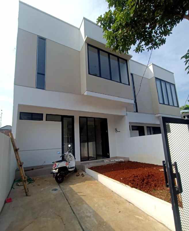 rumah modern dalam komplek di pamulang tangsel