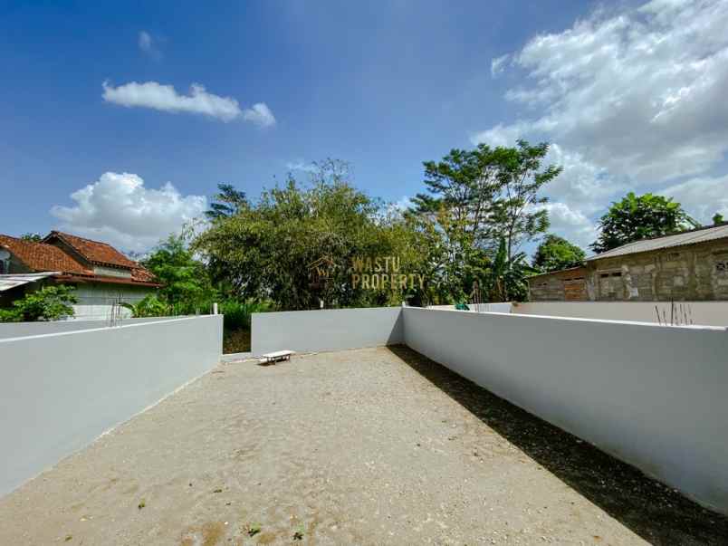 rumah murah tanah luas di barat candi prambanan sleman