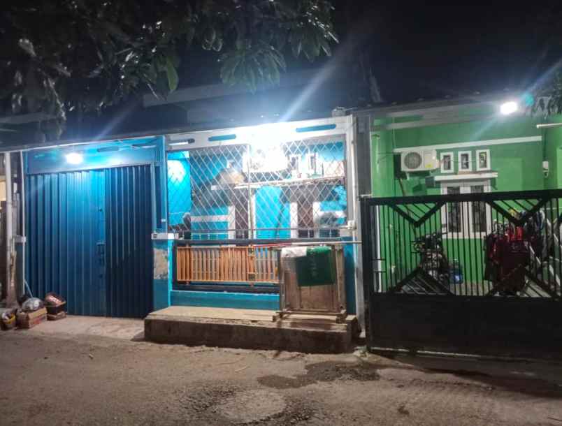 rumah perum dua unit jd satu siap huni