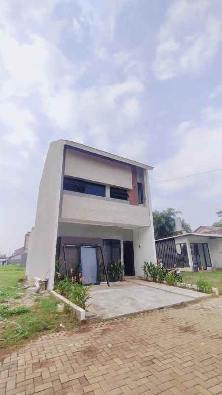 rumah premium 2 lantai di jatiasih kota bekasi