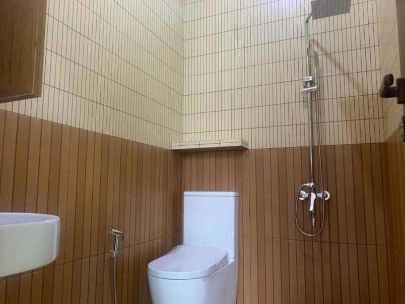 rumah rasa villa di dago bandung utara