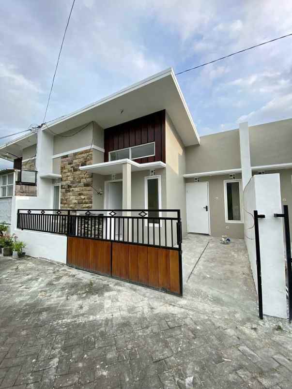 rumah ready unit lokasi dekat sukun kota malang