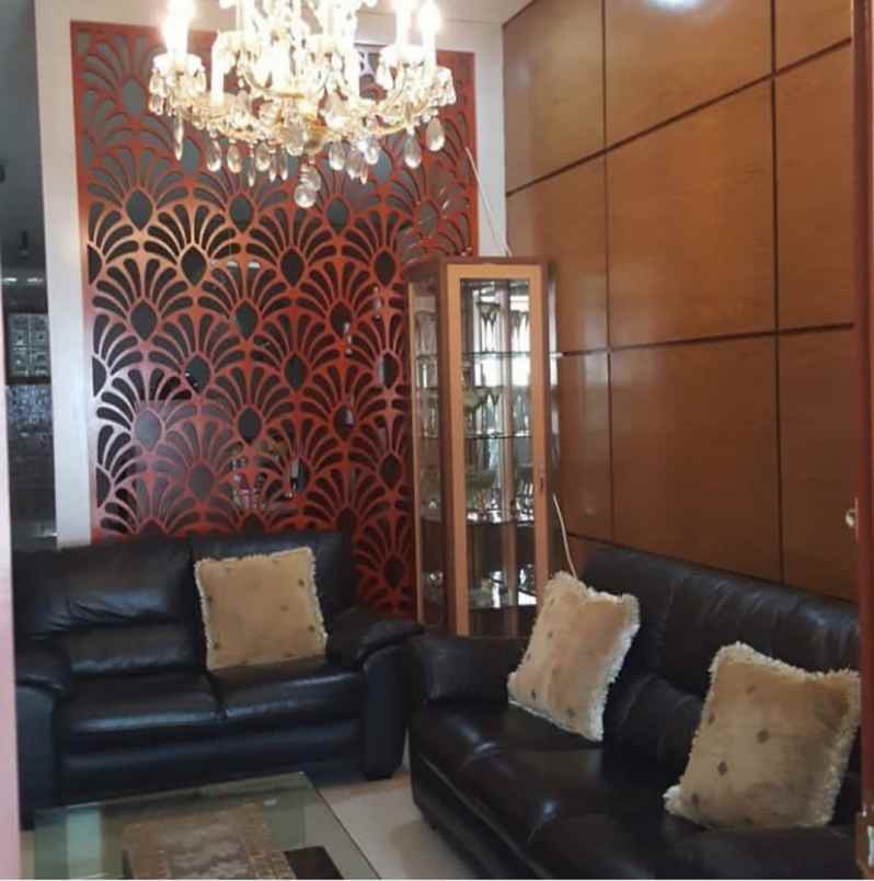 rumah second 2 lantai di grand galaxy city bekasi