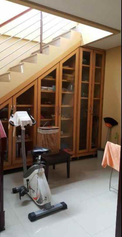 rumah second 2 lantai di grand galaxy city bekasi