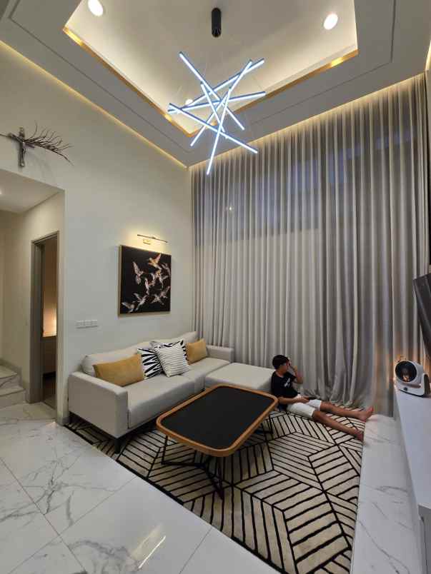 rumah second siap huni di perum jgc asya cakung