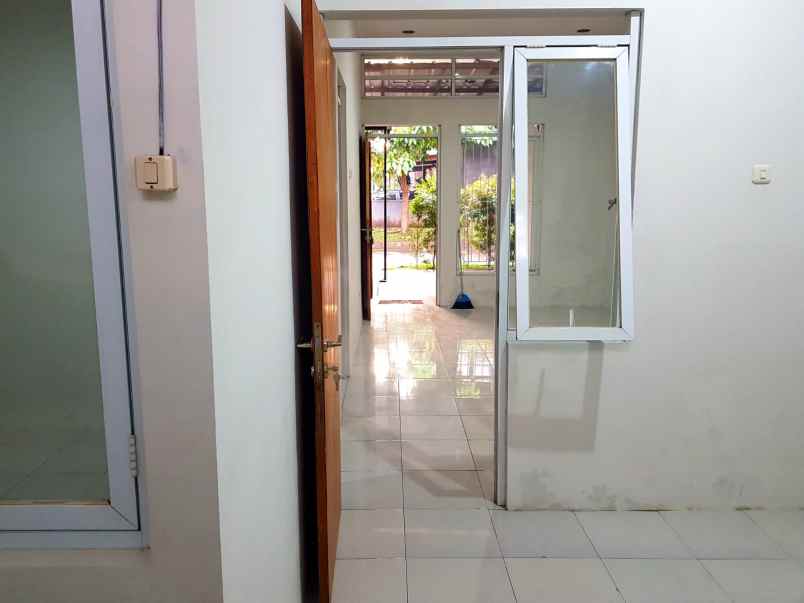 rumah shm 1lantai lokasi cluster di antapani bandung