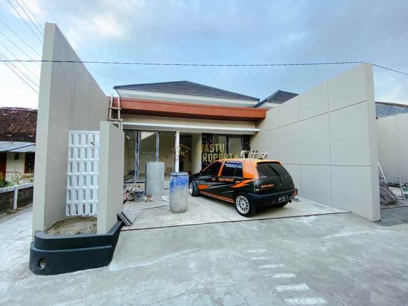 rumah siap huni dekat exit tol jogja solo di kalasan