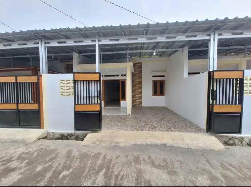 rumah siap huni di ujung harapan bekasi