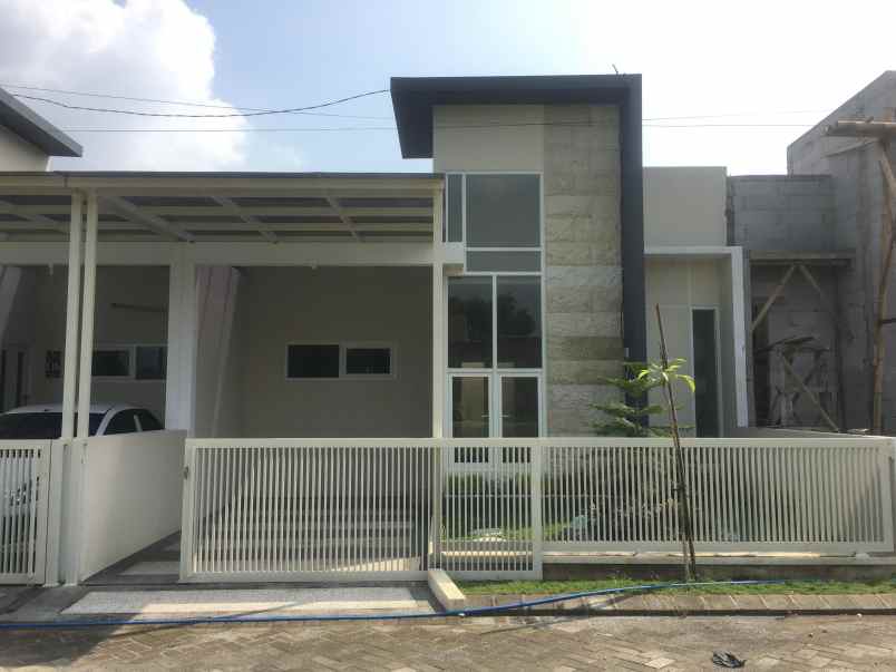 rumah sultan tanpa dp sisa 2 unit