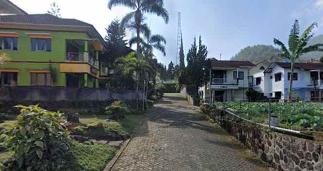 rumah villa 2 lt 383m2 ditawangmangu jual cpt 3 m nego