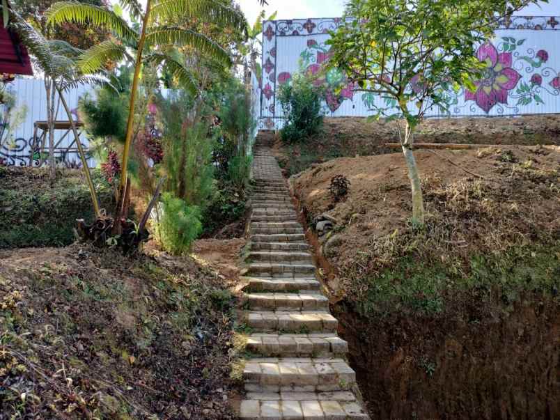 tanah cocok dibangun wisata kemuning karanganyar solo