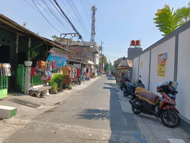 tanah hook tengah kota trengguli mataram semarang