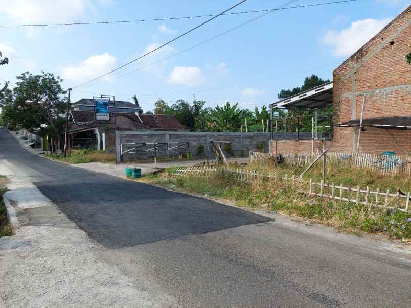 tanah kavling tepi jalan siap bangun di kadipiro solo