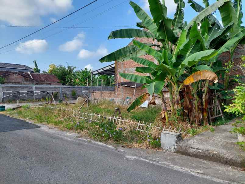 tanah kavling tepi jalan siap bangun di kadipiro solo