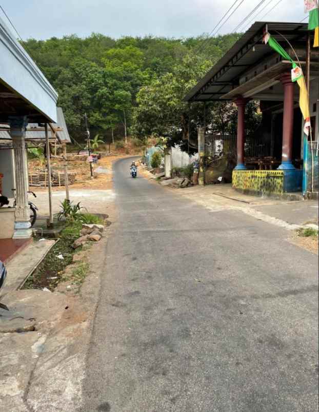 tanah leyangan ungaran timur kabupaten semarang