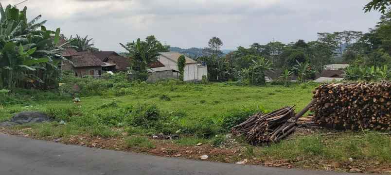tanah leyangan ungaran timur kabupaten semarang