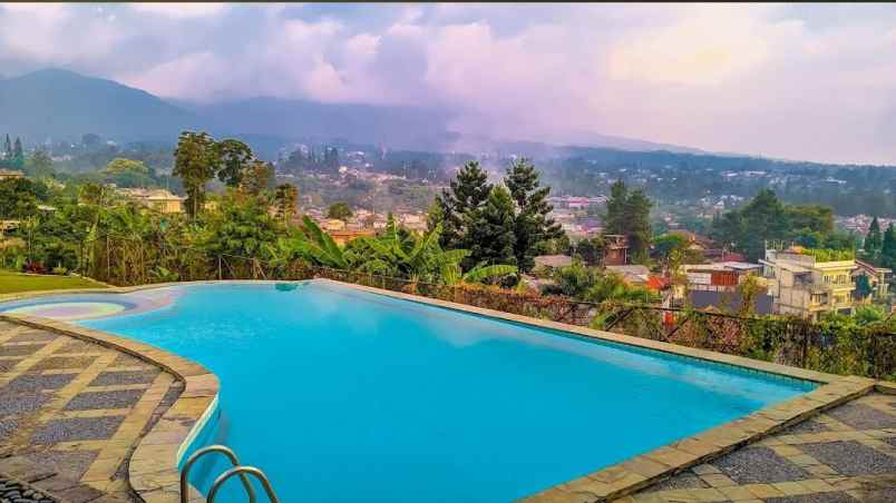 villa kapal cisarua puncak bogor