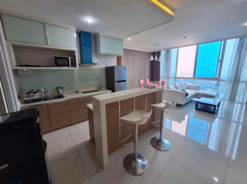 vue lantai 32 3bedroom furnished surabaya