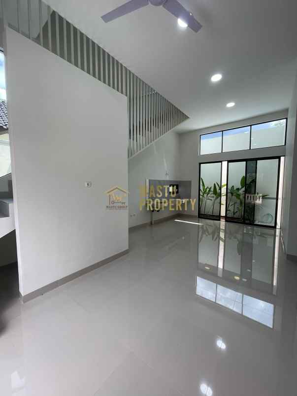 1 unit rumah siap huni 4 kamar tidur di depok sleman