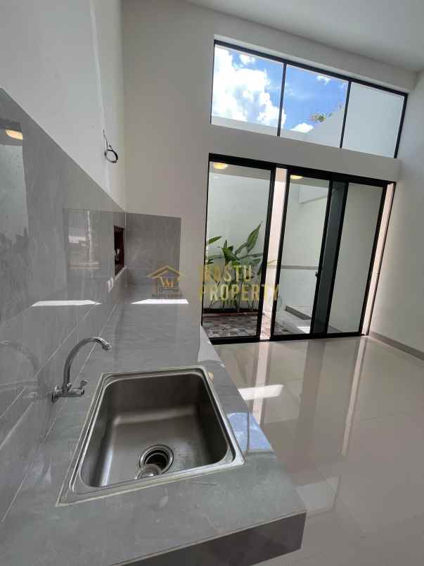 1 unit rumah siap huni 4 kamar tidur di depok sleman