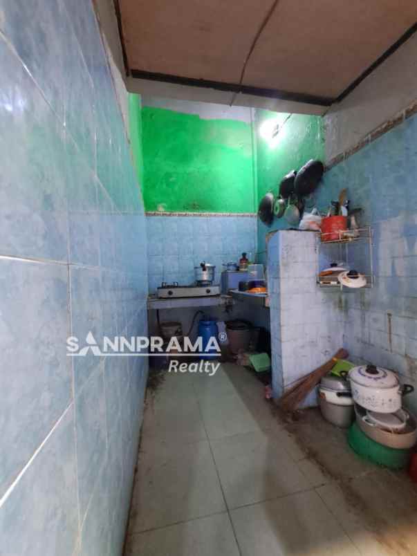 2 lantai siap huni strategis di sukmajaya depok rinlin