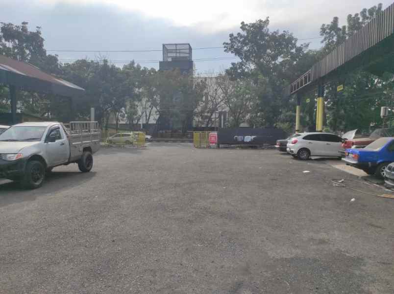 bengkel dan doorsmeer di medan helvetia