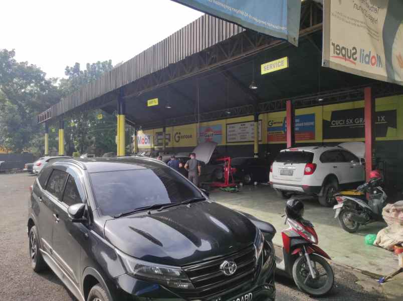 bengkel dan doorsmeer di medan helvetia