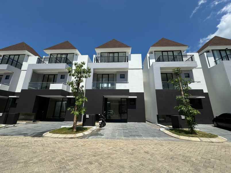 casablanca bukit baruga home 3 lantai makassar