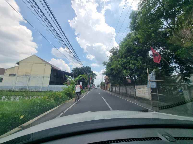 dekat pasar godean murah kawasan perumahan